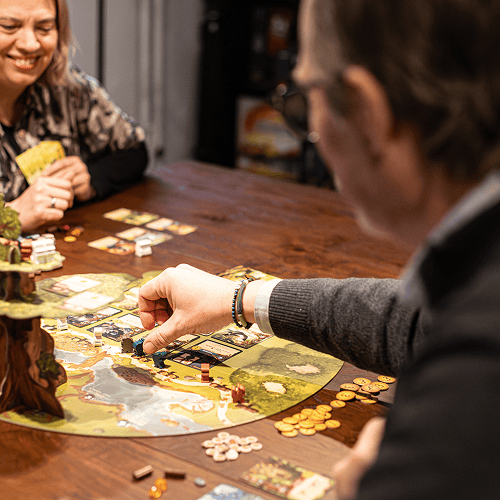 Hyggelig spilleaften med spil for par